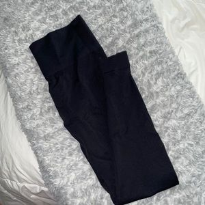 Black set active leggings in a size medium